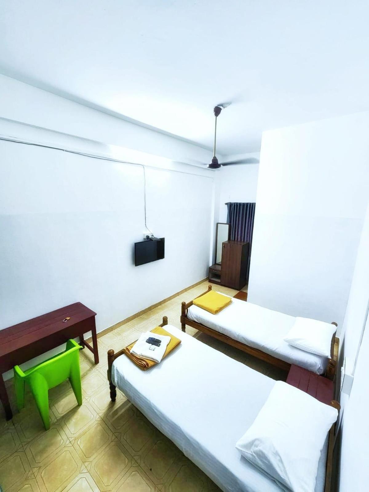 Apsara Residency Hotel Perintalmanna Exterior foto